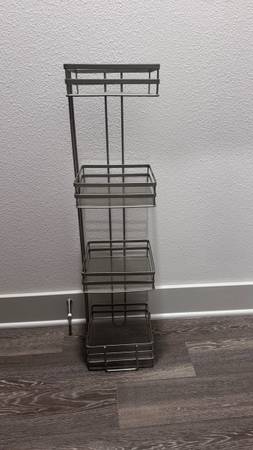 4 tier square spa tower 1