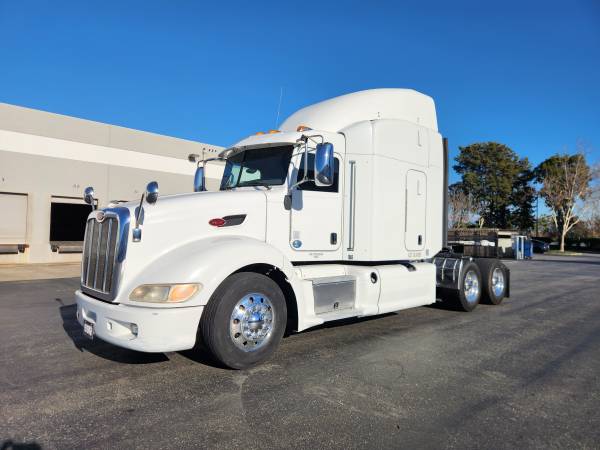 2012 Peterbilt 386 Sleeper For Sale 1