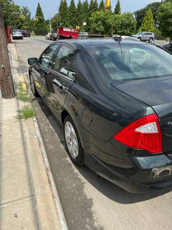 DEAL 2010 FORD FUSION SE - $2,900 (Brooklyn)63654720093185120