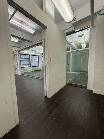 $5,900 / 1656ft2 - Suite #504 - Midtown office space - No Security Deposits (Midtown)63816729636611123