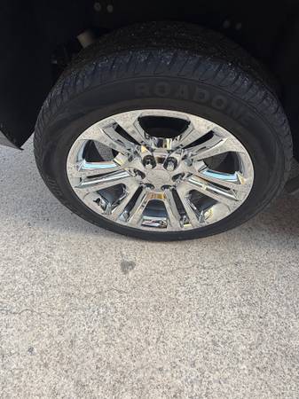 2018 GMC Yukon SLT - $20,00063622071171329123