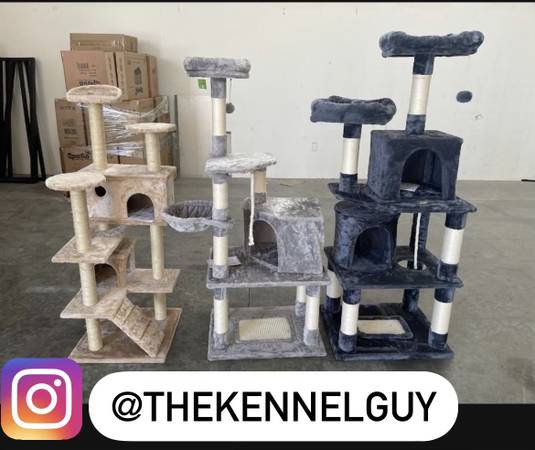 Cat trees Three items available 1