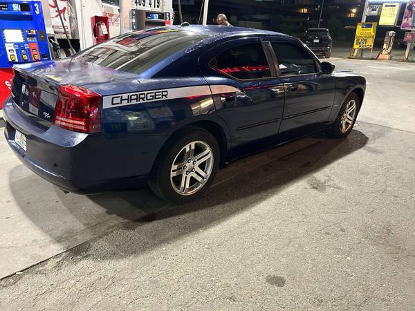 2008 Dodge Charger Hemi RT - $4,399 (Maspeth)63654711609217121