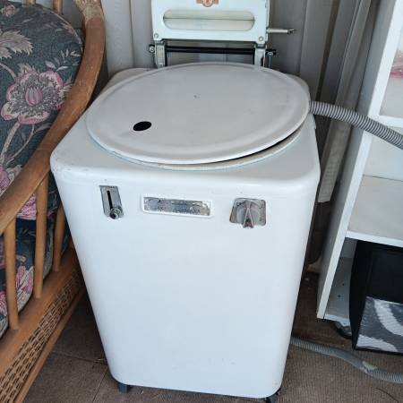 Vintage Kenmore Sears Wringer Washer, Washing Machine Antique 1