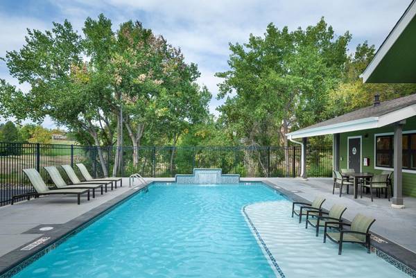 $1,634 / 1br - 700ft2 - Exclusive 1 BR/1 BA Apartment with Energy Saving Appliances (Arvada, CO)63962926069634120