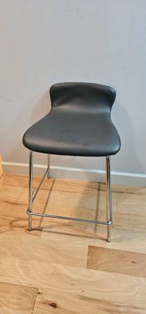 Tall Counter Height Comfortable Leather Seat Chair Stable Stool Gray 1
