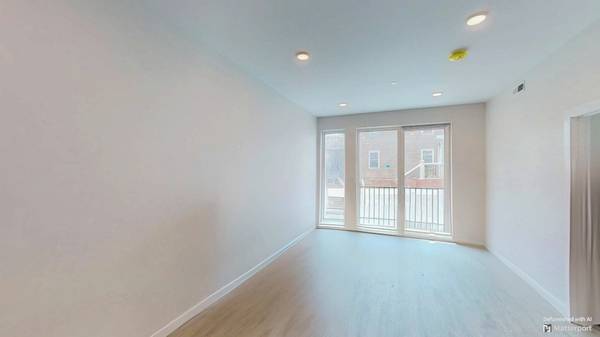 $2,900 / 1br - Somerville 1 Bed/1 Bath | Pet Negotiable | Near Sullivan Square63699256257795121
