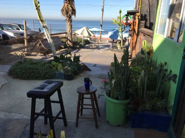 $1,100 / 1br - - Good, Nice Furnished Safe area at the Beach (Playas De Tijuana) (Tijuana)63657276131203120