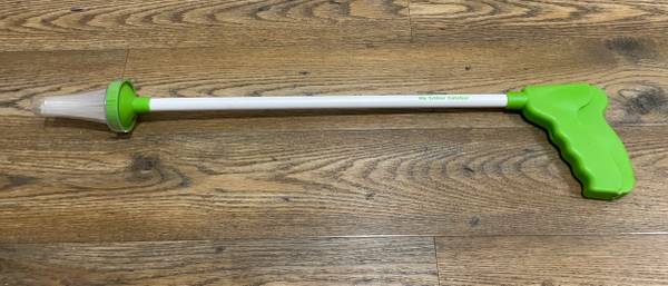 Bug Catcher / Critter Catcher Tool (Long Reach, No-Touch) 1