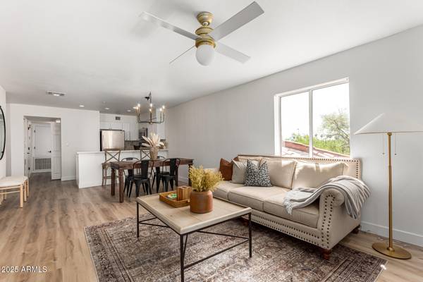 $469,999 / 2br - 1152ft2 - 2 Bed Residential in Scottsdale (Scottsdale, AZ, $469,999) (Scottsdale, AZ)64024826519169121