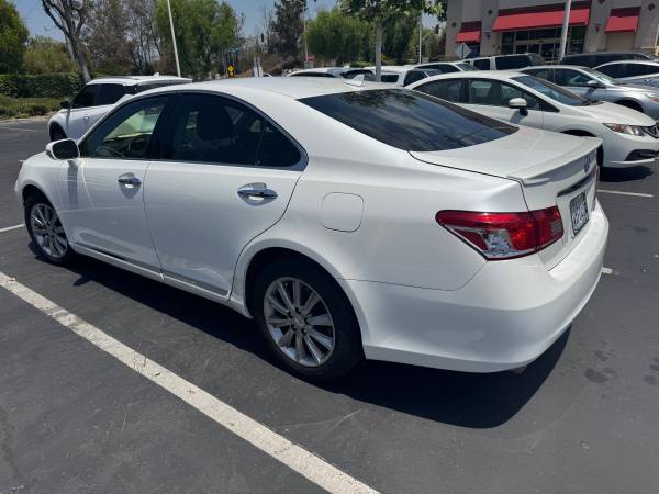 2012 Lexus es 350 - $7,300 (Santa Clarita)63624607548417123