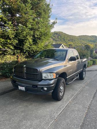 2003 Dodge Ram 2500 Laramie - $15,750 (novato)63613133613825122