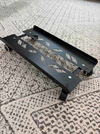 Brand new rolling PC/tower stand 1