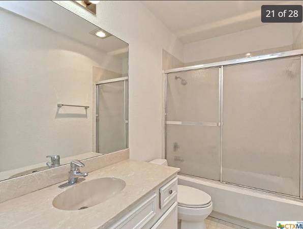 $875 / 1br - 1600ft2 - 5 Min to Domain, 15 Min to Downtown! Available Sep 1 (Austin)63979116097922124