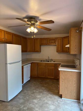 $1,800 / 2br - 2 Bedroom Apartment (Hooksett)63931925350019123