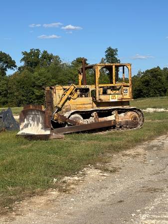 D7 Cat Bulldozer 1