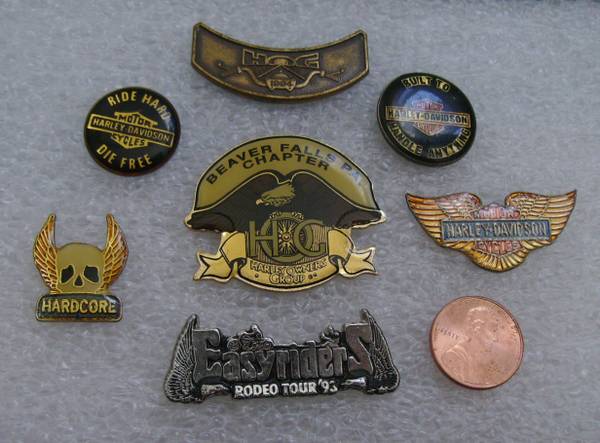 Vintage HARLEY DAVIDSON, HOG, EASYRIDERS Pinbacks Complete (Lot of 7) 1