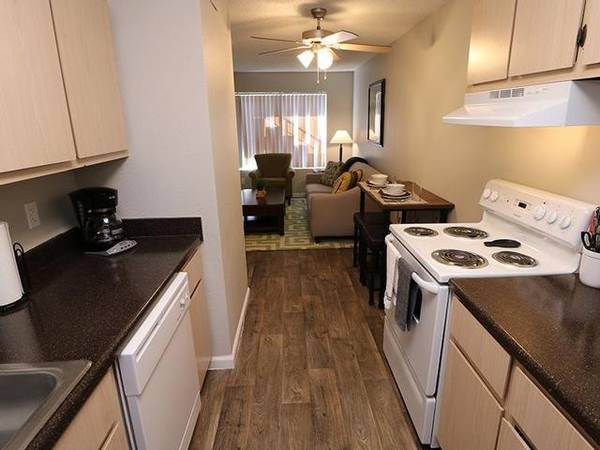 $1,555 / 500ft2 - Dishwasher, Basketball Court, Pool, Playground (Dakota Canyon Apartments)63806019899651120
