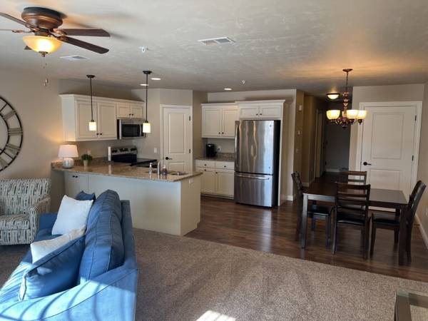$1,509 / 2br - Two Bedroom Townhouse Available Soon! (Sheboygan)63813311536131124