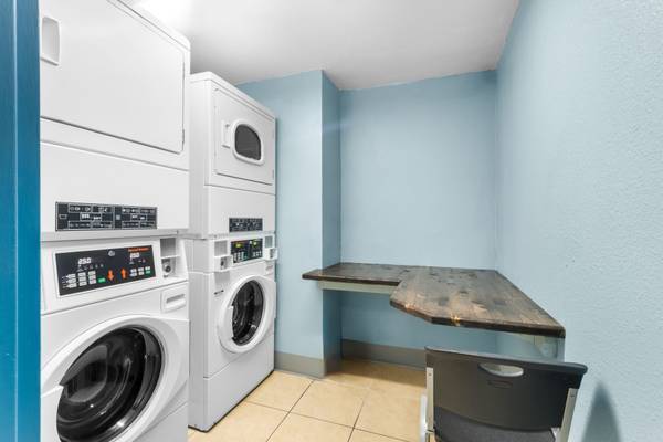 $385 / 1br - 250ft2 - 🏥 Perfect, Comfort & Convenience Stay for Healthcare Heroes!! (Chattanooga)63993079447683123
