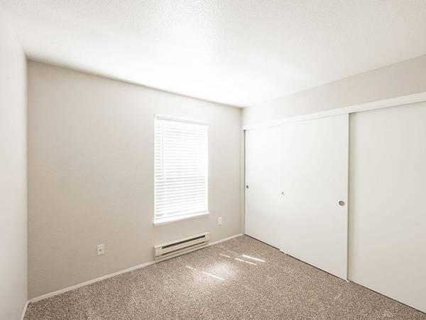 $1,599 / 2br - 892ft2 - Short Term Lease, Playground, Range, Additional Storage (Cascade Park)64038882809089123
