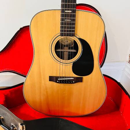 Vintage 1970's MIJ Conn F-25 acoustic guitar with case