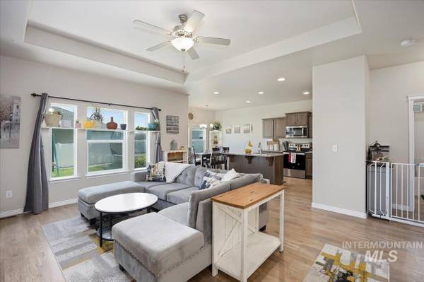 $350,000 / 3br - 1326ft2 - J U S T . H I T . T H E . M A R K E T - $350,000 (Twin Falls)64180502861057123