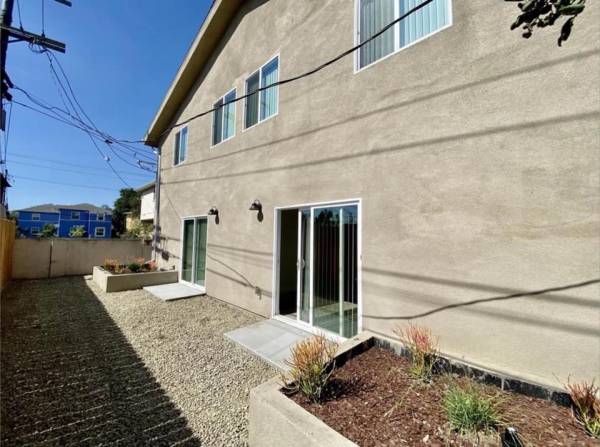 $699 / 4br - LA Men’s shared housing (Los Angeles)63700919748353120