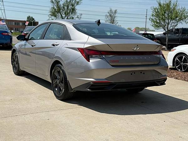 2022 Hyundai Elantra SEL - $11999.0063470754377089124