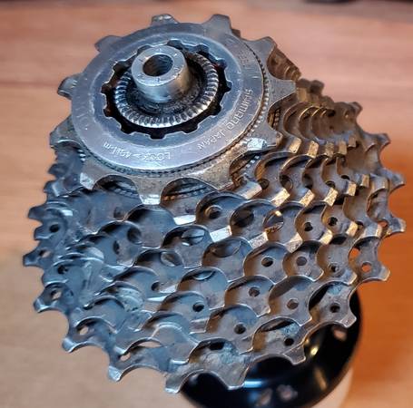 Shimano DuraAce Road Bike Cassette 11-21T (9 Speed) 1