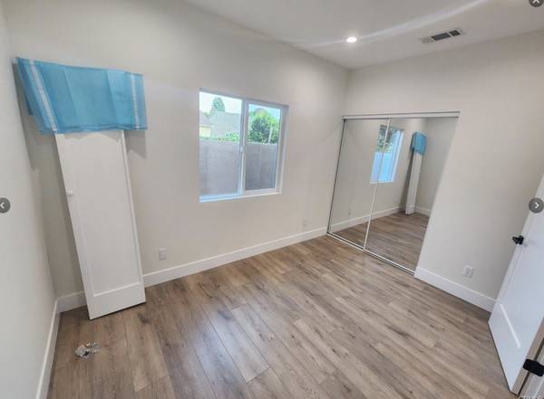 $3,195 / 2br - 800ft2 - 2BED 2BATH GORGEOUS CONTEMPORARY ADU IN VAN NUYS (VAN NUYS)63840112644611124