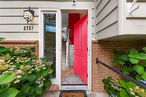 $727,000 / 3br - 2125ft2 - OPEN HOUSE | Rare Country Club Home with Golf Views (Bellingham)63935321541890123