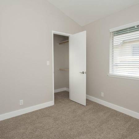 $3,257 / 2br - 790ft2 - Convenient Cabrillo Freeway Access, Guest Parking, Mini Dog Park (Monte Vista)64009499109891123