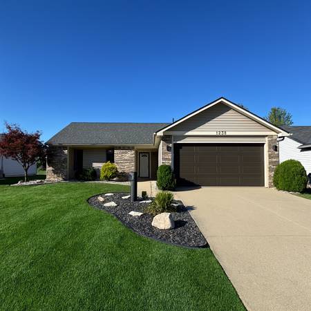 $1800.00 / 3br - 1254ft2 - Peaceful, move-in-ready home63953483198082120