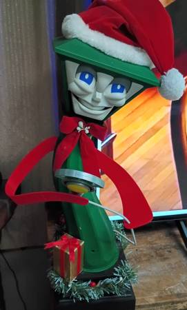 Singing Christmas Light Post 1