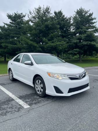 2013 Toyota Camry LE - $8.100 (Laurel)63481893499651122