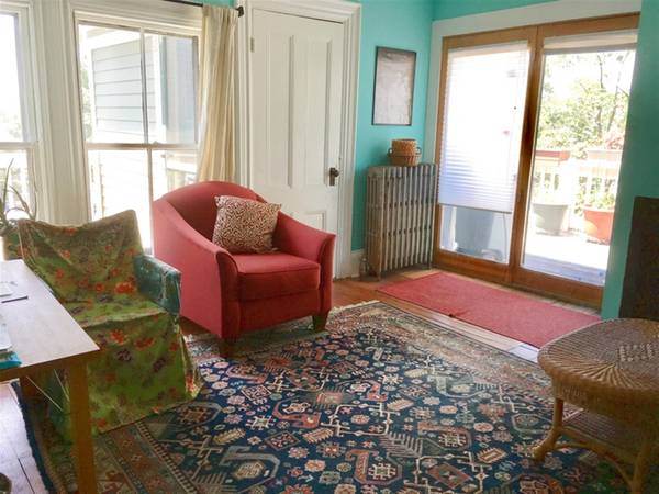 $2,250 / 2br - Union Sq 1+/2 Bedroom with Heat Included - Furnished (Somerville \ Union Sq. \ Prospect Hill)63856336262403124
