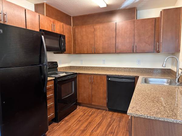 $1,395 / 1br - 687ft2 - 📦🏃 Move In Ready TODAY! | 1x1 | Six Weeks FREE! ⭐💸 (Tigard/Metzger)63831396370945124
