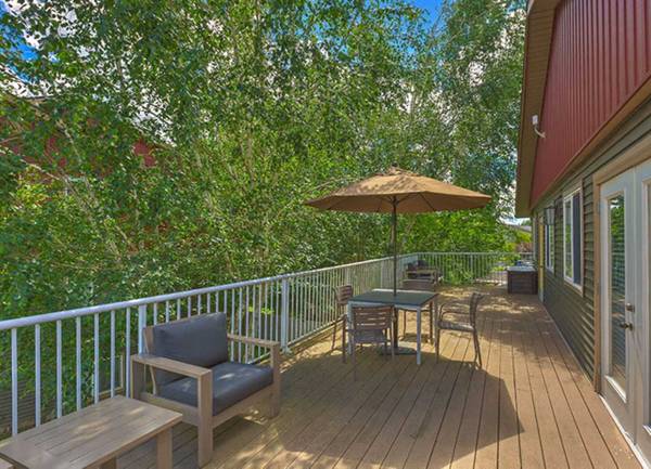 $1,950 / 2br - Newly Renovated Community, On Site Storage, Entertainer's Clubhouse (8510 212th St NE, Arlington, WA)63944822530434124