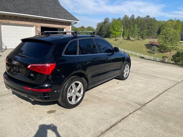 2010 AUDI Q5 - $7,300 (CALERA)63622070804739122