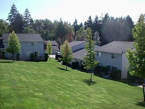 $1,940 / 2br - 1240ft2 - Spacious Apartment Home with Nature View & Private Deck (Ridgefield)63820848860931124