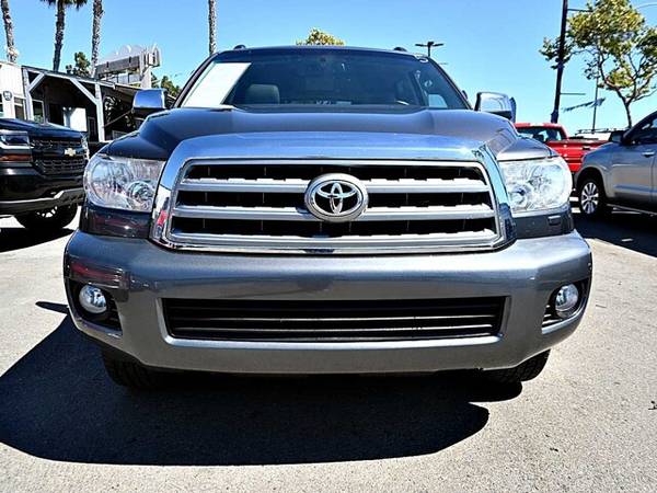 2012 TOYOTA SEQUOIA LIMITED SPORT UTILITY 4D - $23,99563440849299201121