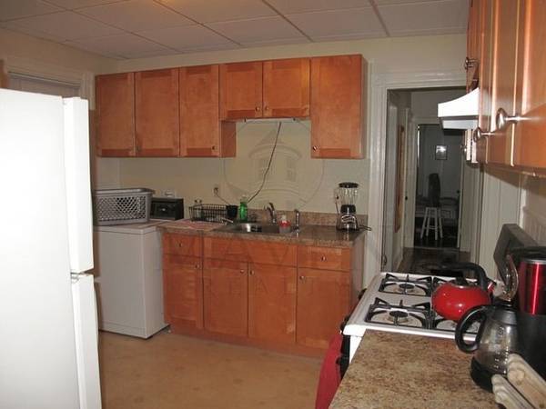 $2,700 / 2br - ¡Excelente de 2 habitaciones! ¡Cerca de Ball/Magoun SQ T! ¡LVR/DNR! ¡Estacionamiento! ¡Lavandería! (Magoun Sq/Ball Sq/Davis Sq)63856338092803122