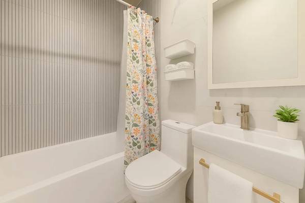 $3,037 / 1br - LUXURY 1 BED W/ AMENITIES! East Williamsburg Dream @ 315 Bushwick Ave (Brooklyn)63945494089475123