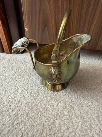 Vintage Brass Coal Scuttle with Lion Head & Porcelain Handle 1