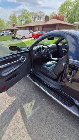 2003 Chevrolet SSR - Photo 9