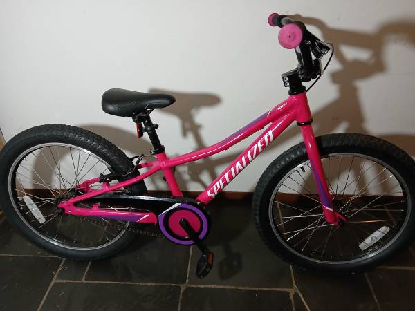 Specialized Riprock Coaster 20 Pink, Girls 6-11 1