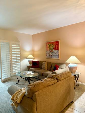 $1,200 / 2br - 1200ft2 - 1 Habitación principal con baño (Palm Springs)63736289296003122