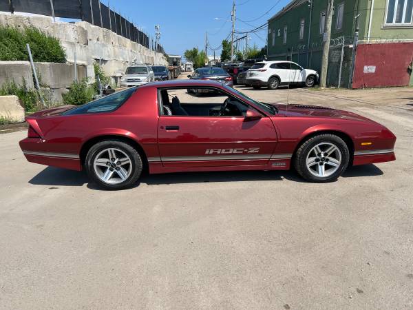 1987 Camaro Z28 Iroc. Low miles! 55k. Runs and drives perfect - $15,000 (Oceanside)63614114800513122
