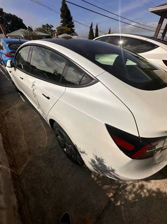 2021 Tesla Model 3 Standard Range Sedan 4D - $23,000 (Millbrae)63617492352385123